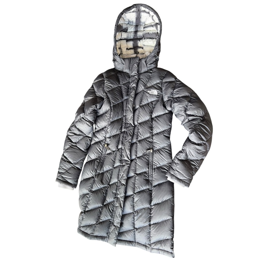 See Clip 🤩 The North Face 700 Down Fill Black  Long Winter Puffer Jacket XS - Picture 5 of 17